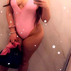 Rylie, a Canadian OnlyFans Model