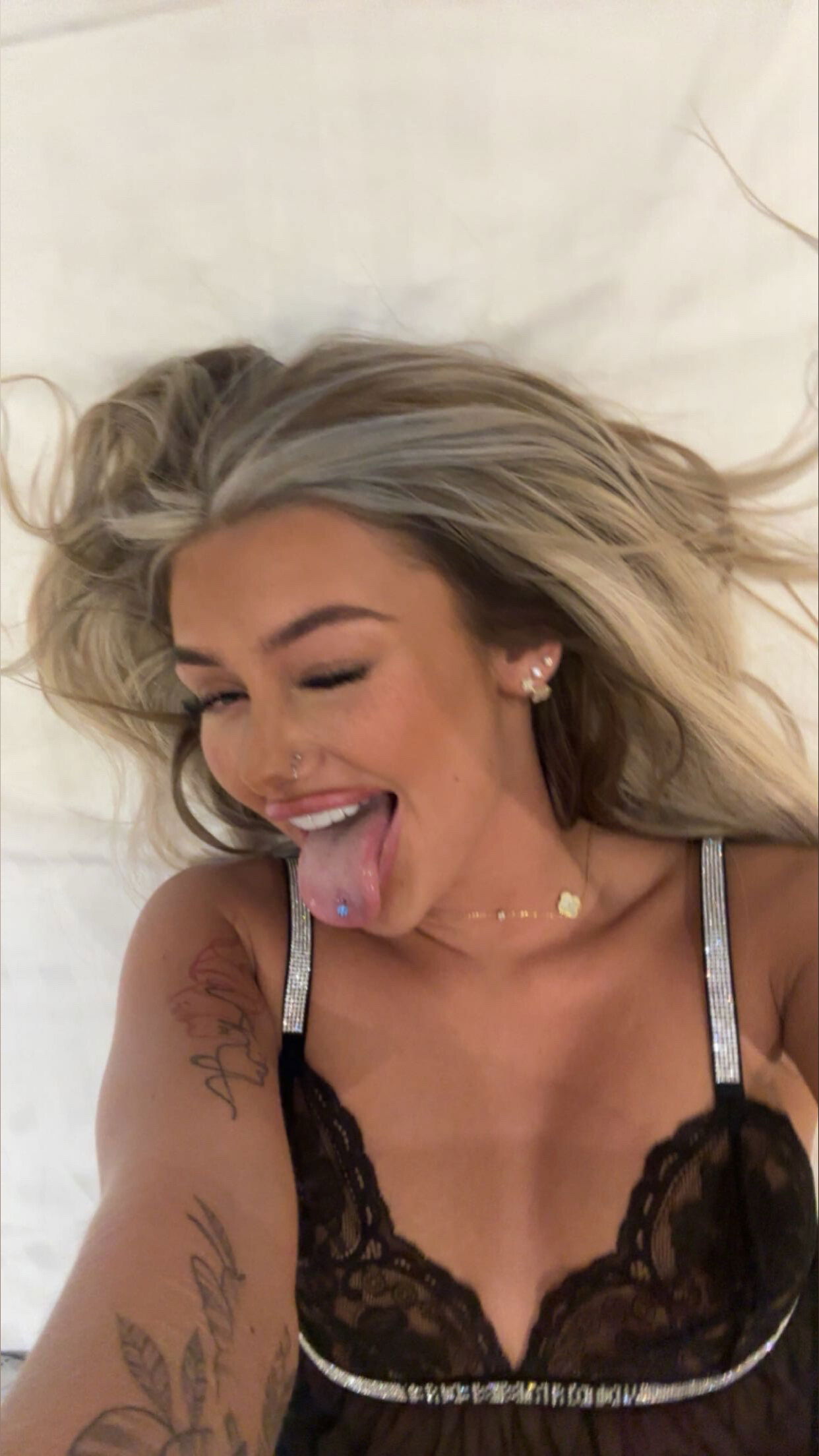 𝓢𝓮𝔁𝔂 𝓟𝓵𝓪𝓼𝓽𝓮𝓻𝓮𝓻 photo