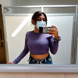 Aleli Gray โก photo