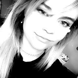 Cheyenne Katie Renee photo