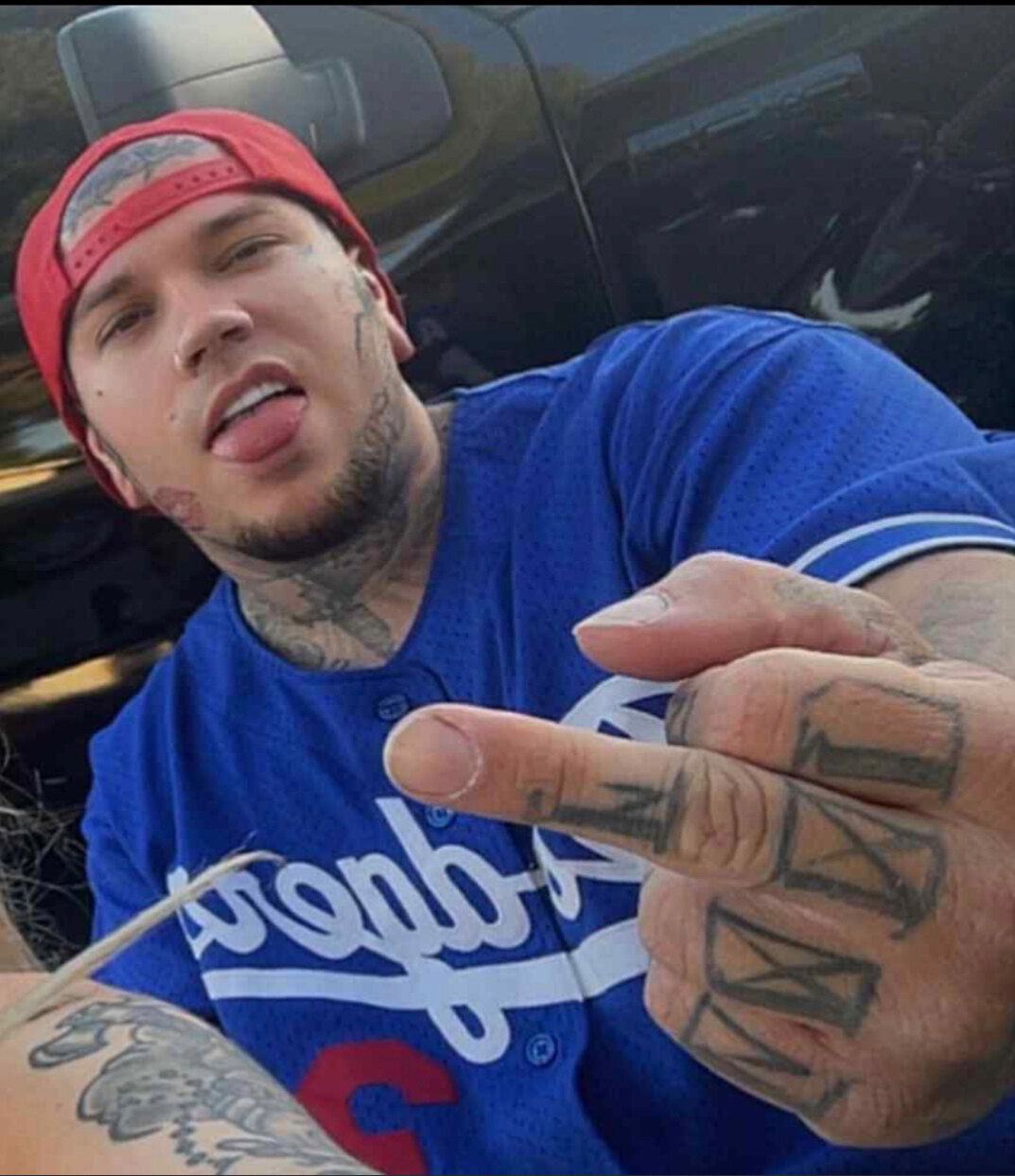 TripodTravisFree photo