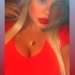 Aesthetically Pleasing Photograph of Merlin, a Popular OnlyFans Model