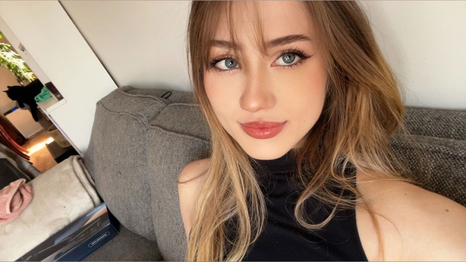 Madi Anger VIP photo