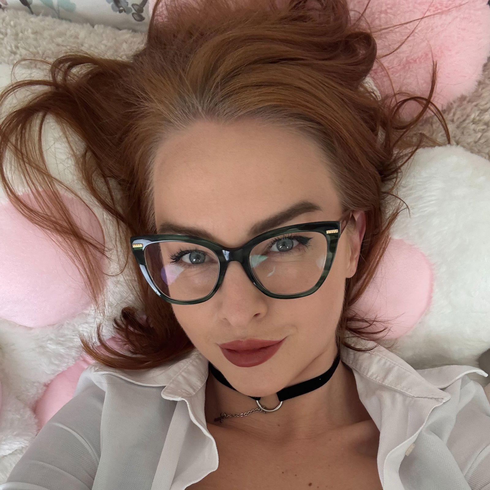 𝐒𝐜𝐚𝐫𝐥𝐞𝐭 | 𝐑𝐞𝐝 𝐃𝐫𝐚𝐠𝐨𝐧 🐲🔥 photo