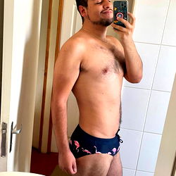 Fit Model Nacho Shows Off His Abs in Bathing Suit