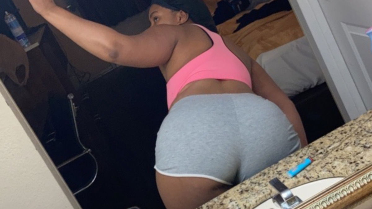 Dee’s World 🌎 🤪😌 photo