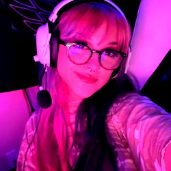 Gamer Girl in Headset, Michigan