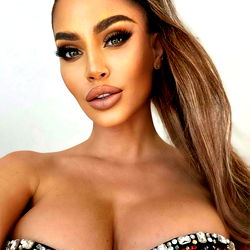 Fashionable Slovak Model in OnlyFans