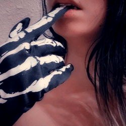 Alyce Arcana's Halloween Makeup Tutorial