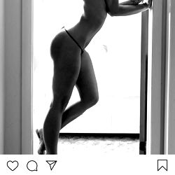 OnlyFans Model Lacii_Kiss Sharing Exclusive Content