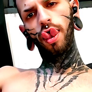 green flash๐
โ
photo