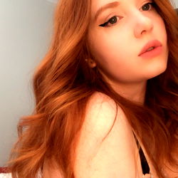 April Vampira's Glamourous Photoshoot