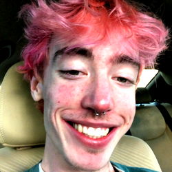 Smiling OnlyFans Model August Edwards