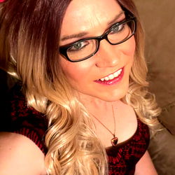 Abby Kaye: OnlyFans Model from Vermont, Age 32