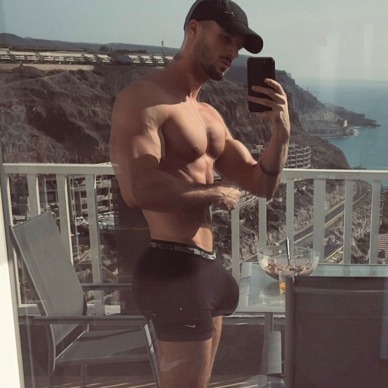 World Champion André Abundancia photo