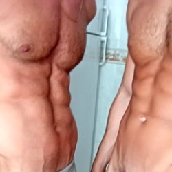 Onlyfans Model Ayper, Muscular Physique and Abs