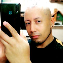 Model: Astaroth, Colombia