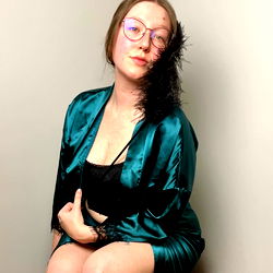 Maya Kay in Vintage Attire