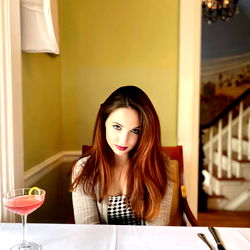 Redlineroxy at Restaurant