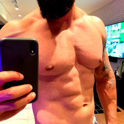 Andy Fans - Onlyfans Model, Andy