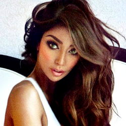 😈 Yasmine Petty 🔥 photo