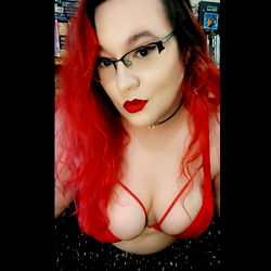 AllyAphrodite, Red-haired OnlyFans Model in a Bikini