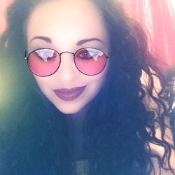 Vibrant Athena Lilith - A Texas-Based OnlyFans Model