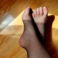 Petite Tiptoe's Luscious Fishnet Socks