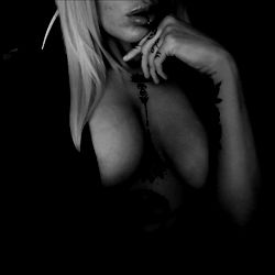 ♡ Ӄ🜏ƦⳎꚂ€ ♡ photo