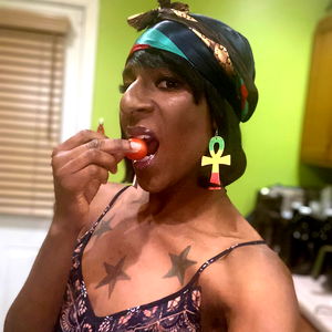 Yannick "Priestess" photo