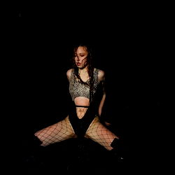 Intimate and Erotic Photoshoot of OnlyFans Model Vikki_Pole