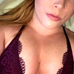 OnlyFans Kitten's Intimate Photoshoot