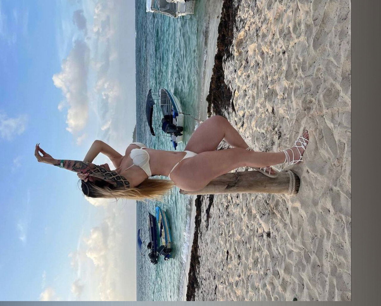 Alejandra Foxxx photo