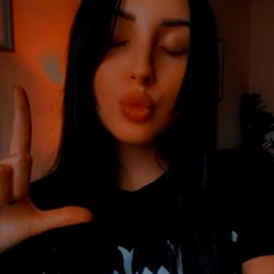 Stylish OnlyFans Model Goddess Misty