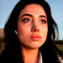 Kara Xaen | READ BIO photo