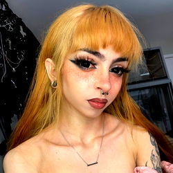 Aesthetic Gothic Photoshoot with OnlyFans Model Syd,