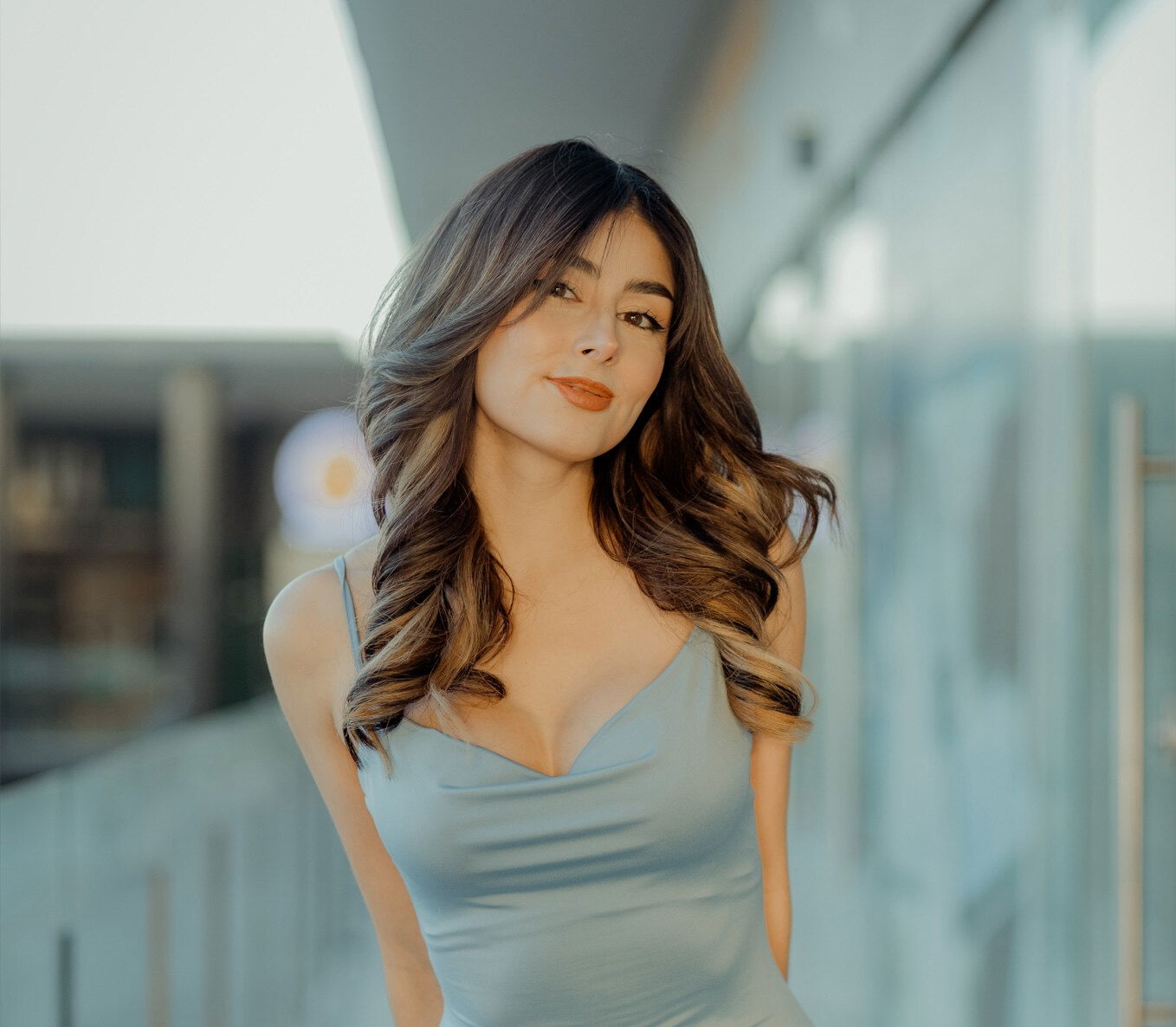 𝐽𝑒𝑧𝑧 𝑆𝑎𝑛𝑐ℎ𝑒𝑧 photo