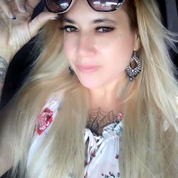 Model Angel Lauterio