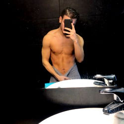 OnlyFans Model, Alex Laurent, Sharing Personal Style in Bathroom Mirror