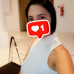 Model Photo with OnlyFans Model Alaska