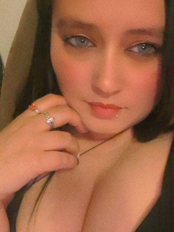 Sara Rose 🌹 photo