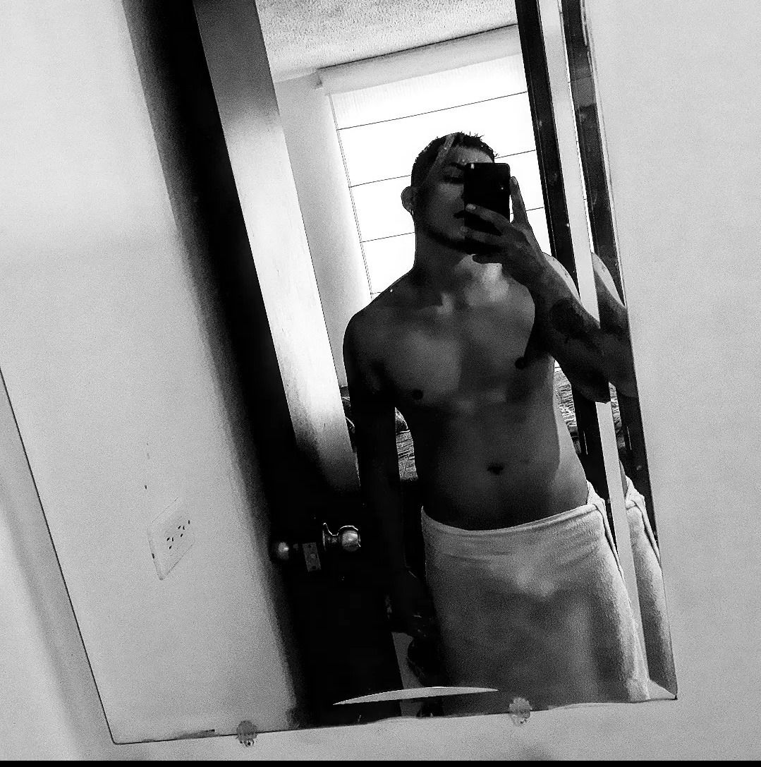 Anuar 🇨🇴 photo