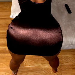 Badddgaltings Model Showcasing Physique