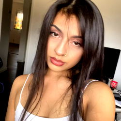 Amorasa, a Stylish Instagram Model