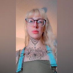 OnlyFans Model Aphrodite Vivianna Ivory