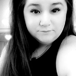 Amy - The Elegant Instagram Model