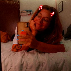 Bunniee Model Photo - SEO Data