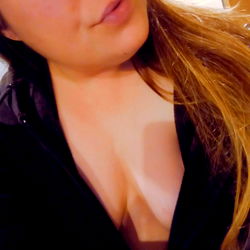 Model Abril in a Sporty Look,