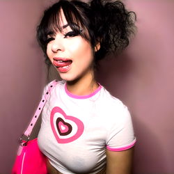 Chichisavij - Playful & Pretty Photo Shoot