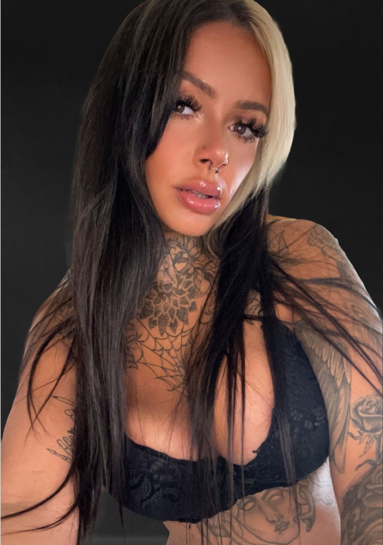 🖤 Vivi 🤍 photo